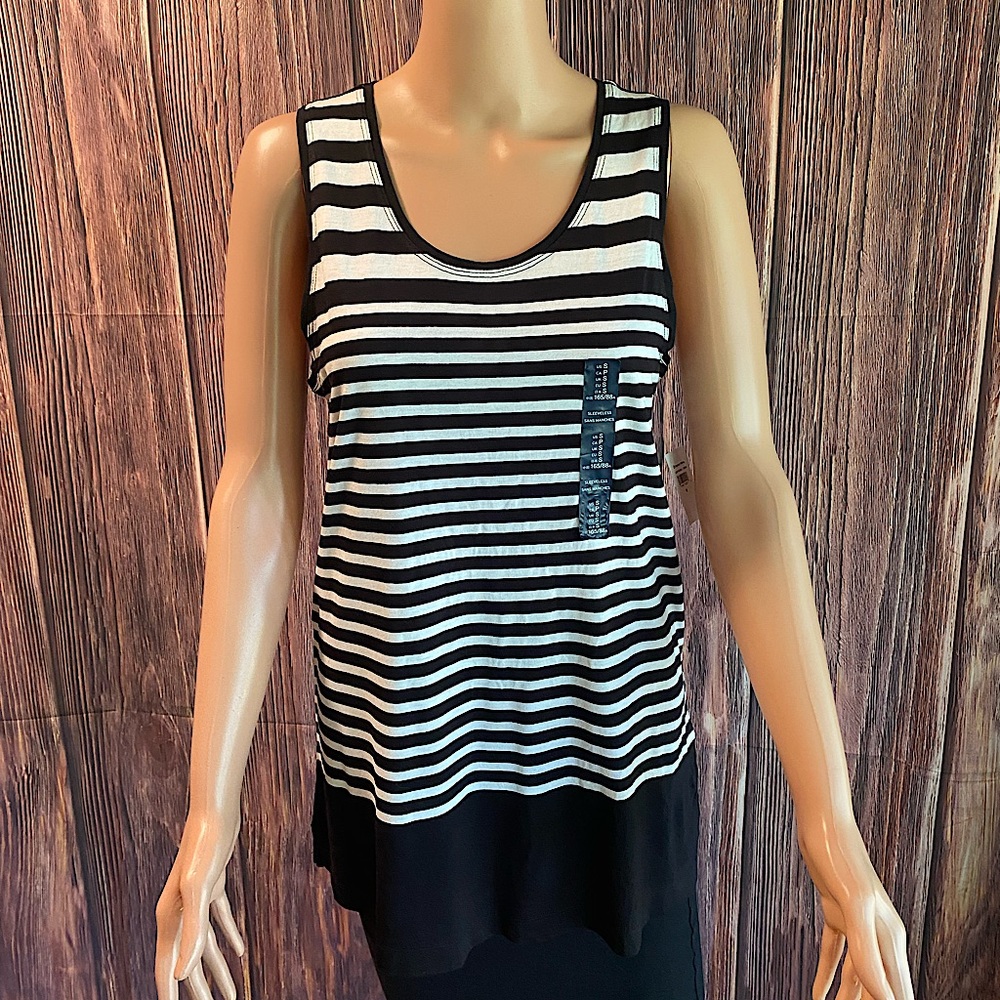 Gap Luxe black and white horizontal stripped NWT contemporary casual tank